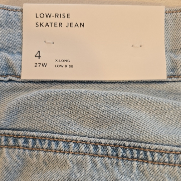 NWT American Eagle Outfitters Light Blue Skater Jeans - Picture 9 of 13